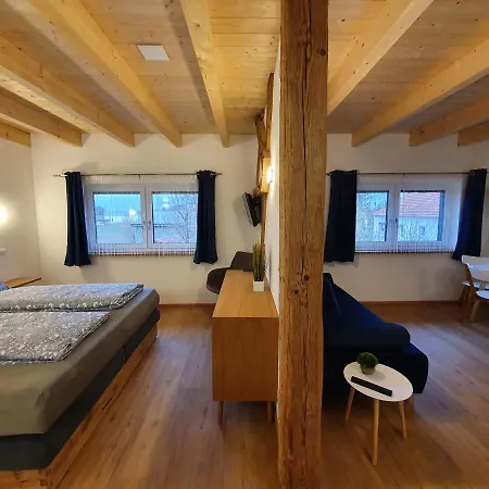 Couette-café Bed & Breakfast *